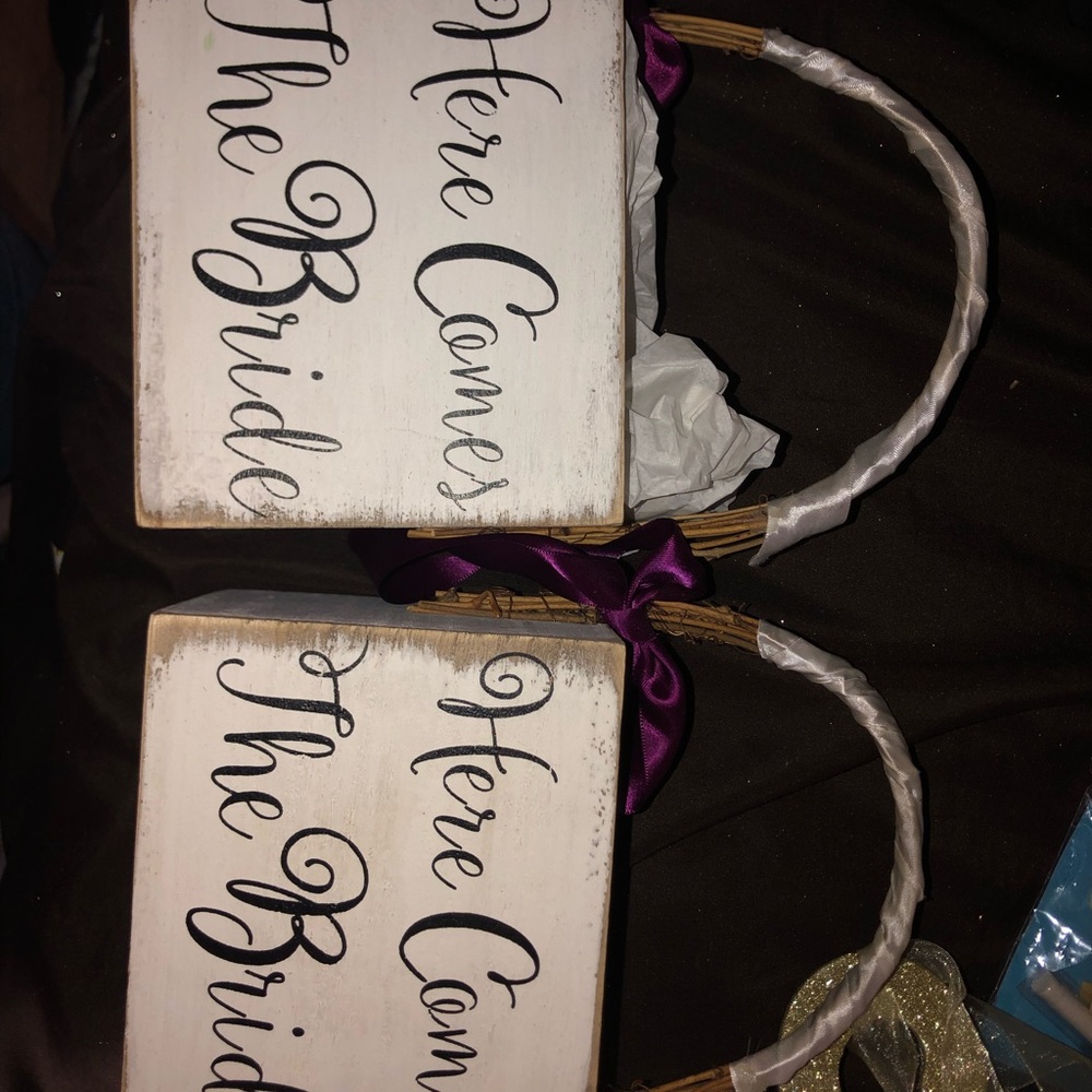 2 flower girl baskets